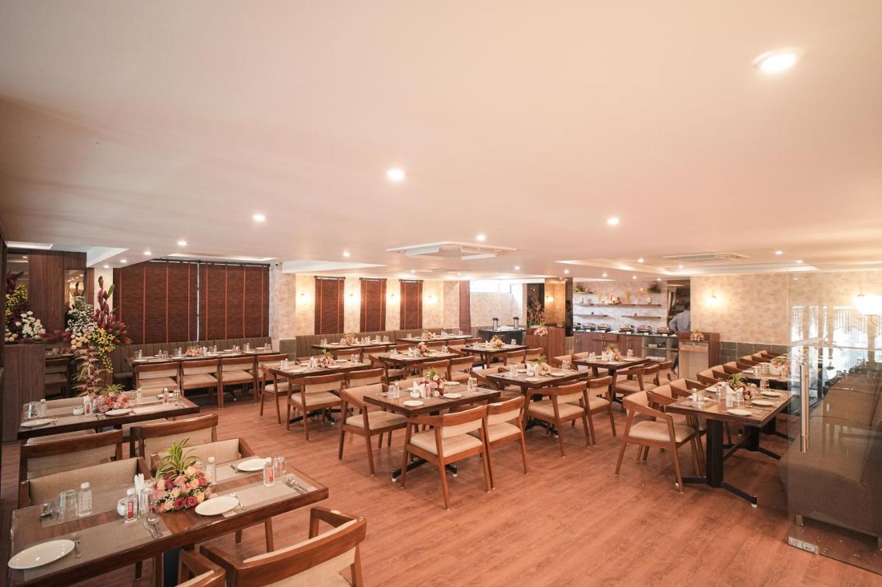 Vera By Bisque Hebbal - Manyata Tech Park Bangalore Exterior photo